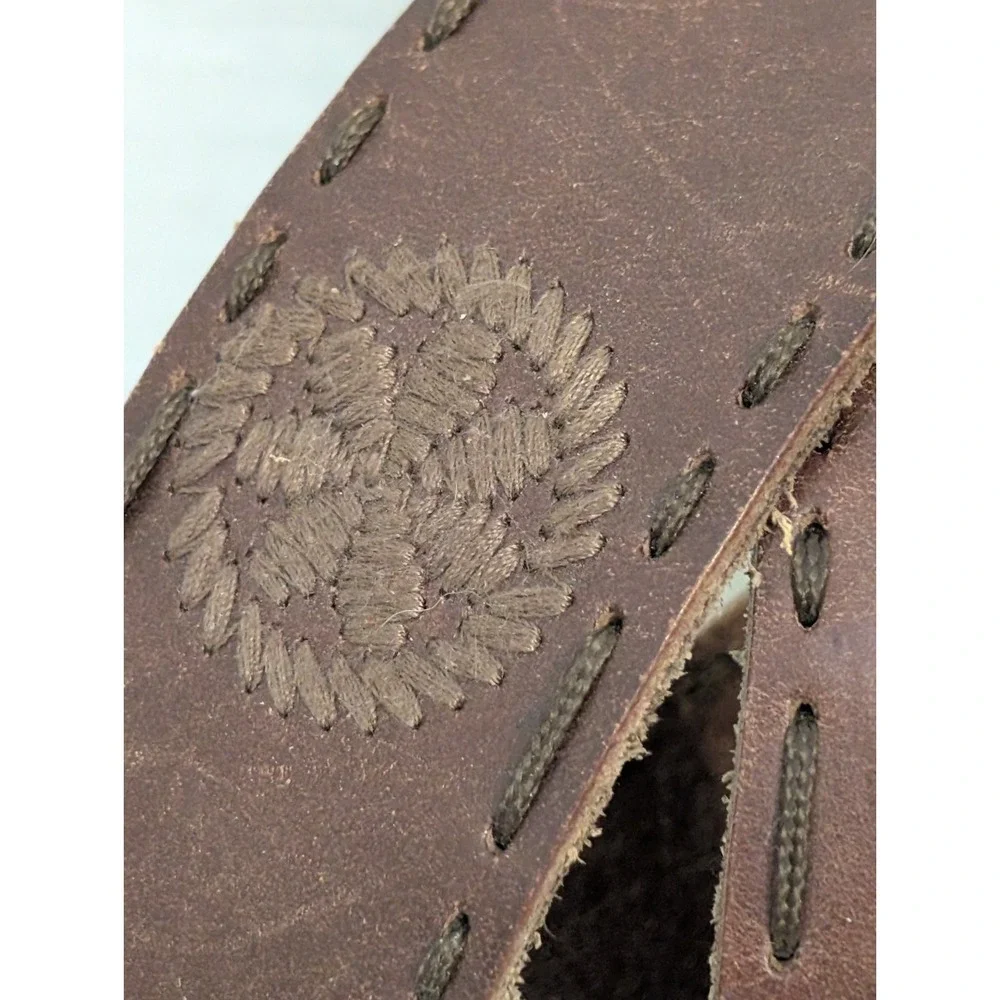 Linea Pella Brown‎ Leather Embroidered Belt With Brass Buckle Women's 37